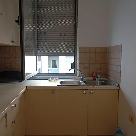 Royal 2 Opposite Nalu Bar Hostel