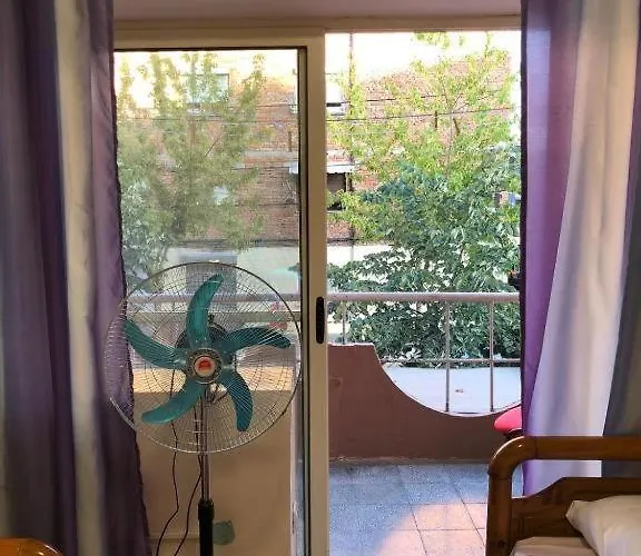 旅馆 Royal 2 Opposite Nalu Bar